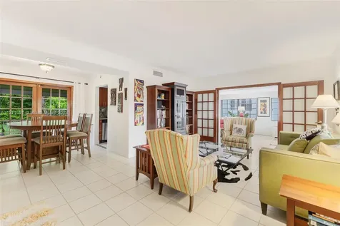 7548 SW 58th Avenue South Miami FL 33143