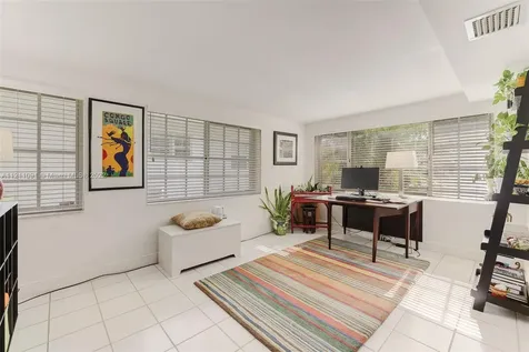 7548 SW 58th Avenue South Miami FL 33143