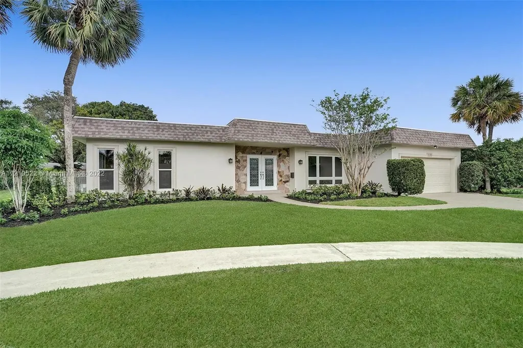 1131 SW 74th Avenue Plantation FL 33317
