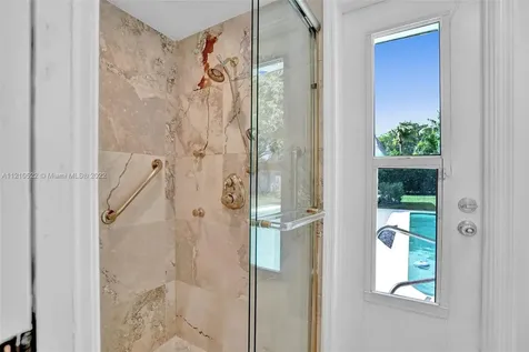 1131 SW 74th Avenue Plantation FL 33317