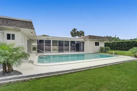 1131 SW 74th Avenue Plantation FL 33317