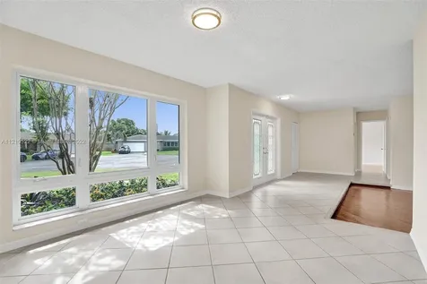 1131 SW 74th Avenue Plantation FL 33317
