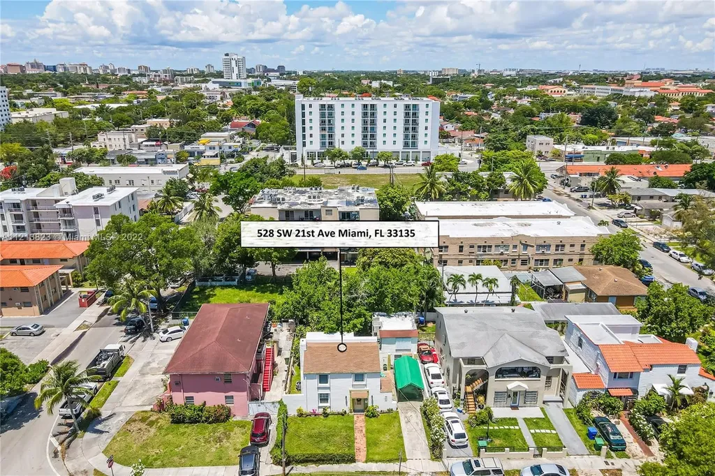 528 SW 21st Avenue Miami FL 33135
