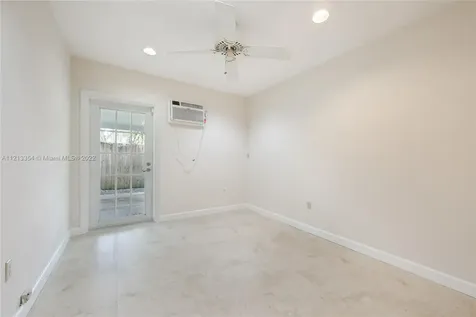 6250 SW 48th Street Miami FL 33155