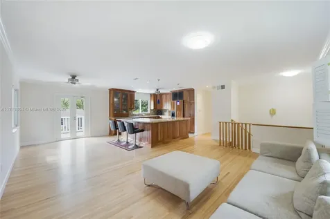 6250 SW 48th Street Miami FL 33155