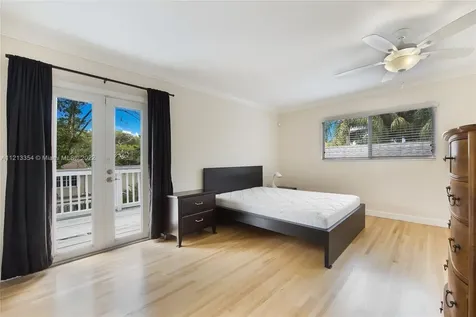 6250 SW 48th Street Miami FL 33155