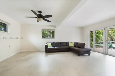 6250 SW 48th Street Miami FL 33155