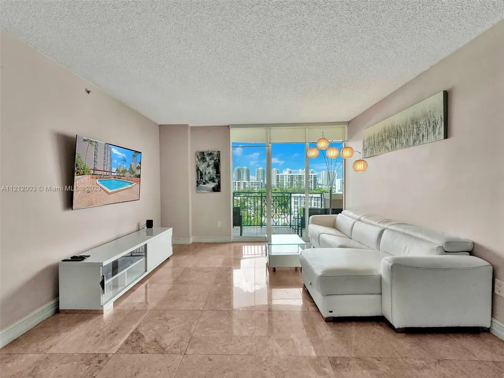 17555 Atlantic Boulevard Sunny Isles Beach FL 33160
