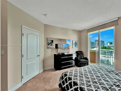 17555 Atlantic Boulevard Sunny Isles Beach FL 33160