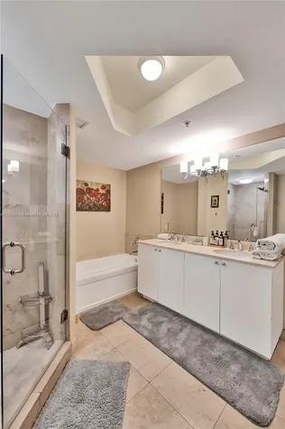 17555 Atlantic Boulevard Sunny Isles Beach FL 33160