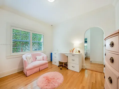 910 Santiago Street Coral Gables FL 33134