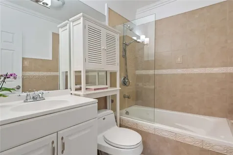 5195 SW 6th Street Miami FL 33134