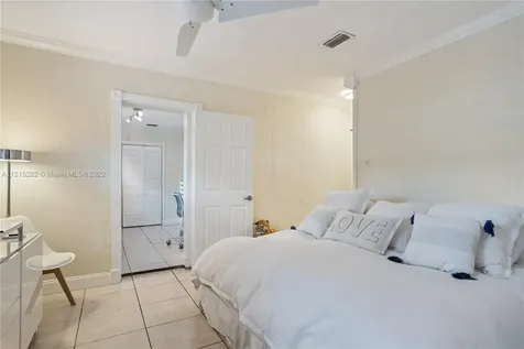 5195 SW 6th Street Miami FL 33134