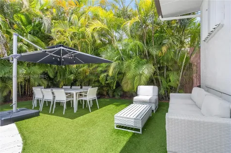 5195 SW 6th Street Miami FL 33134