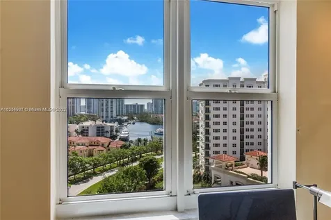 20000 E Country Club Drive Aventura FL 33180