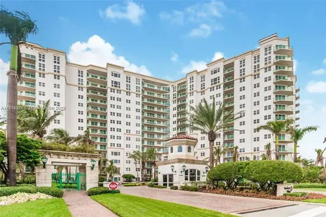 20000 E Country Club Drive Aventura FL 33180