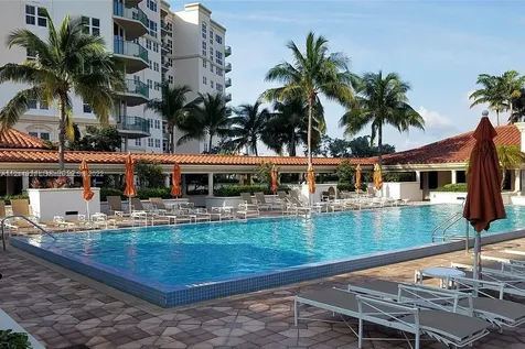 20000 E Country Club Drive Aventura FL 33180
