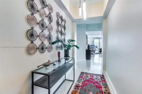 20000 E Country Club Drive Aventura FL 33180