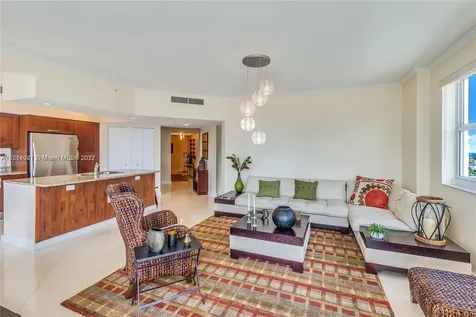 20000 E Country Club Drive Aventura FL 33180