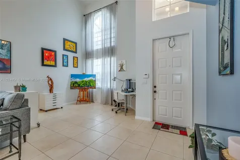 16701 Sapphire Springs Weston FL 33331