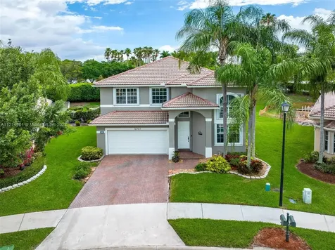 16701 Sapphire Springs Weston FL 33331