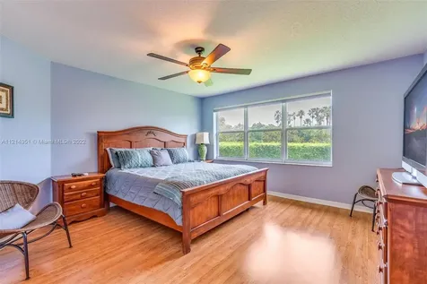 16701 Sapphire Springs Weston FL 33331