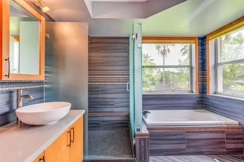 16701 Sapphire Springs Weston FL 33331
