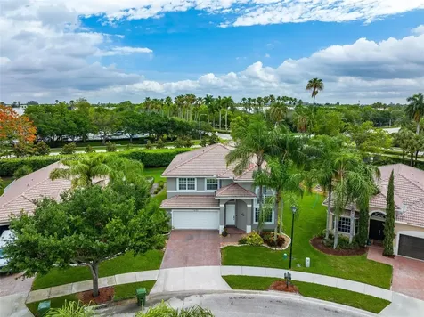 16701 Sapphire Springs Weston FL 33331