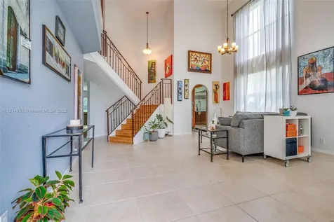 16701 Sapphire Springs Weston FL 33331