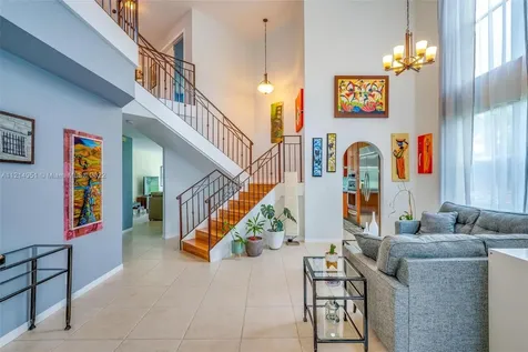 16701 Sapphire Springs Weston FL 33331