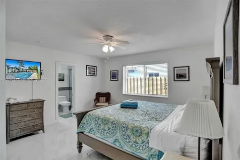 121 NE 2nd Avenue Dania Beach FL 33004