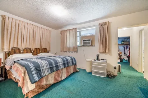 1160 NW 135th Street North Miami FL 33168