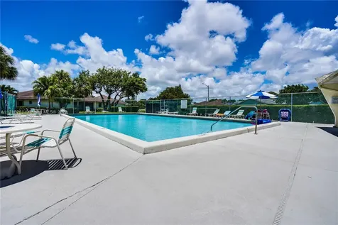 1458 N Lawnwood Circle Fort Pierce FL 34950