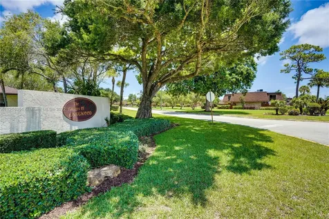 1458 N Lawnwood Circle Fort Pierce FL 34950