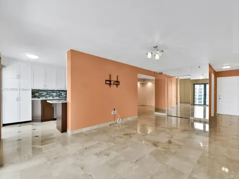 1201 S Ocean Drive Hollywood FL 33019