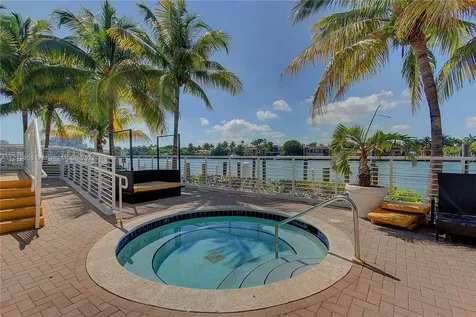 6580 Indian Creek Drive Miami Beach FL 33141