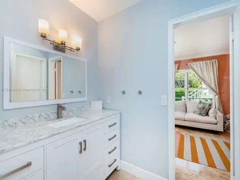 385 W Heather Drive Key Biscayne FL 33149
