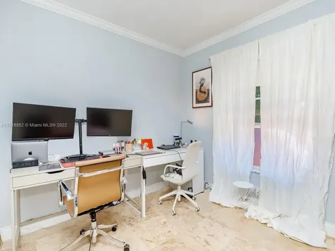 385 W Heather Drive Key Biscayne FL 33149