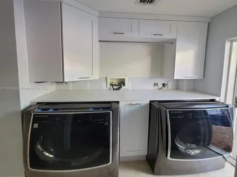 385 W Heather Drive Key Biscayne FL 33149
