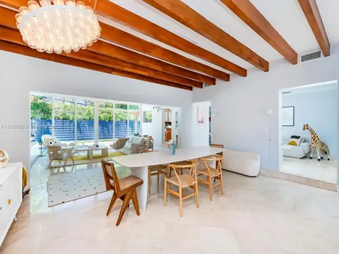 385 W Heather Drive Key Biscayne FL 33149
