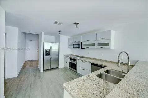 6580 Indian Creek Drive Miami Beach FL 33141