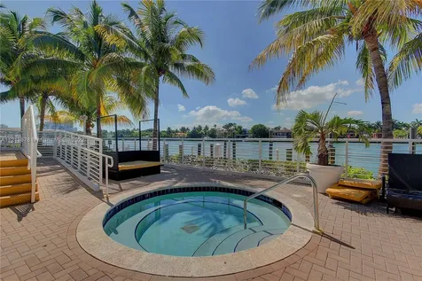 6580 Indian Creek Drive Miami Beach FL 33141