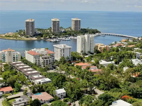 1644 S Bayshore Drive Miami FL 33133
