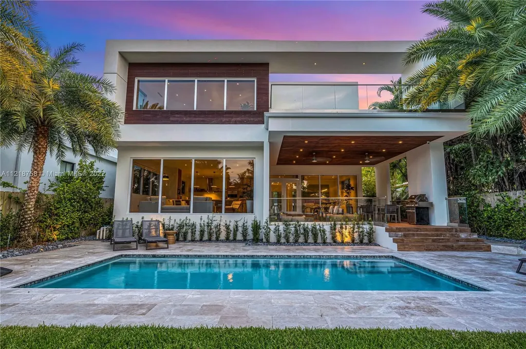 867 NE 76th Street Miami FL 33138