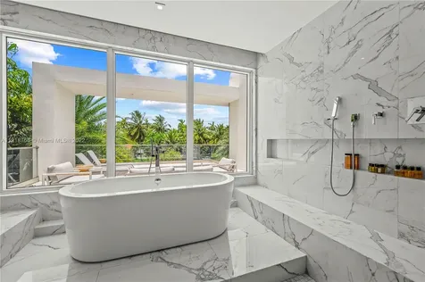 867 NE 76th Street Miami FL 33138