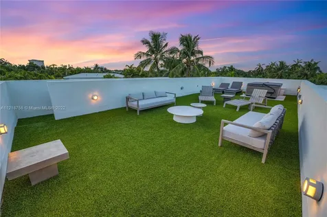 867 NE 76th Street Miami FL 33138