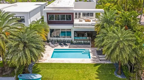 867 NE 76th Street Miami FL 33138