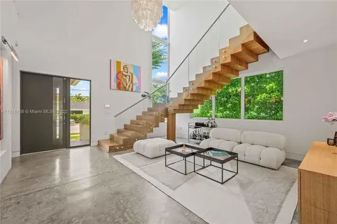 867 NE 76th Street Miami FL 33138