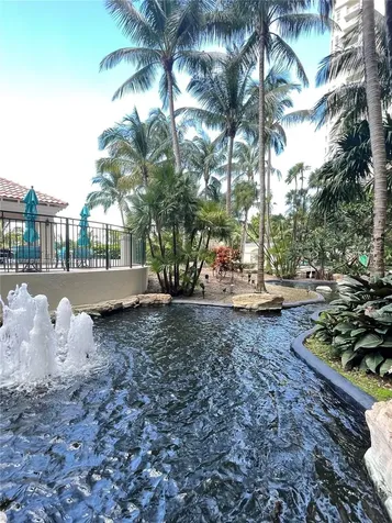 19501 W Country Club Drive Aventura FL 33180