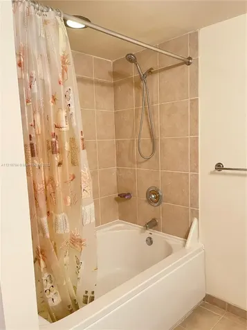 19501 W Country Club Drive Aventura FL 33180